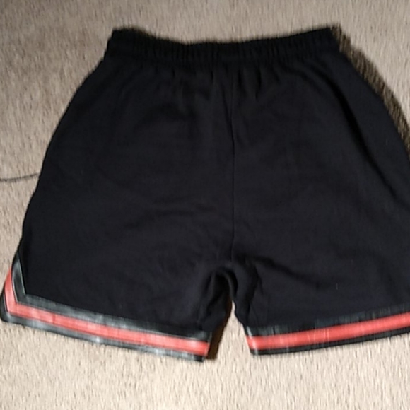 Buka Leather Trim Athletic Shorts - Picture 3 of 4
